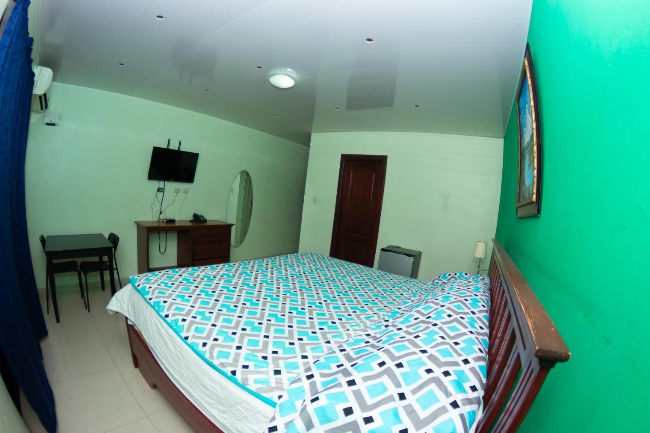 Hotel Renacer Santo Domingo Exteriér fotografie